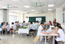 Thông báo tuyển sinh trung cấp Y – Dược năm 2013