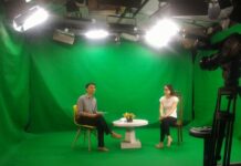 Livestream bán hàng facebook, tăng like, tăng view, chạy quảng cáo Livestream bán hàng online tự tin trước máy quay với không gian phòng quay chuyên nghiệp