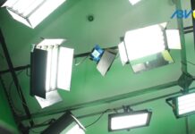 Cho thuê studio quay phim đầy đủ thiết bị: máy quay, micro, chân, đèn, phông: 300K/ giờ